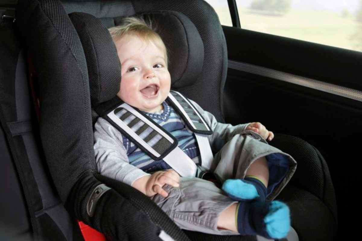 erros mais comuns na instalação e utilização da cadeirinha de automóvel