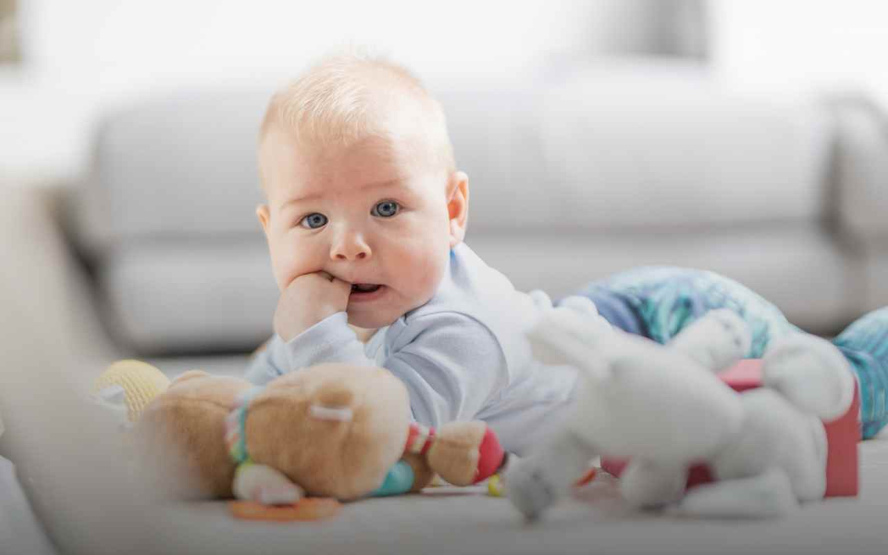 Quando dar brinquedos para o bebê